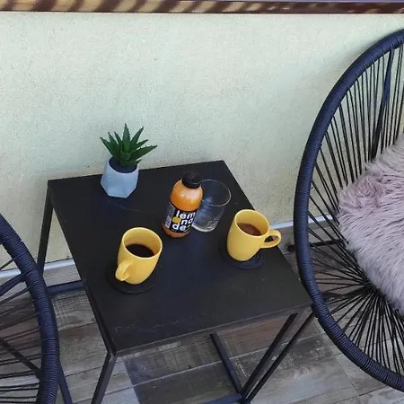 Stefan Apartment *